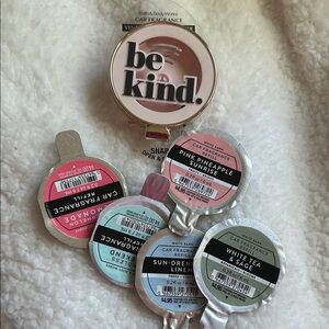 Bath & Body Works Be Kind Pink Car Fragrance Holder